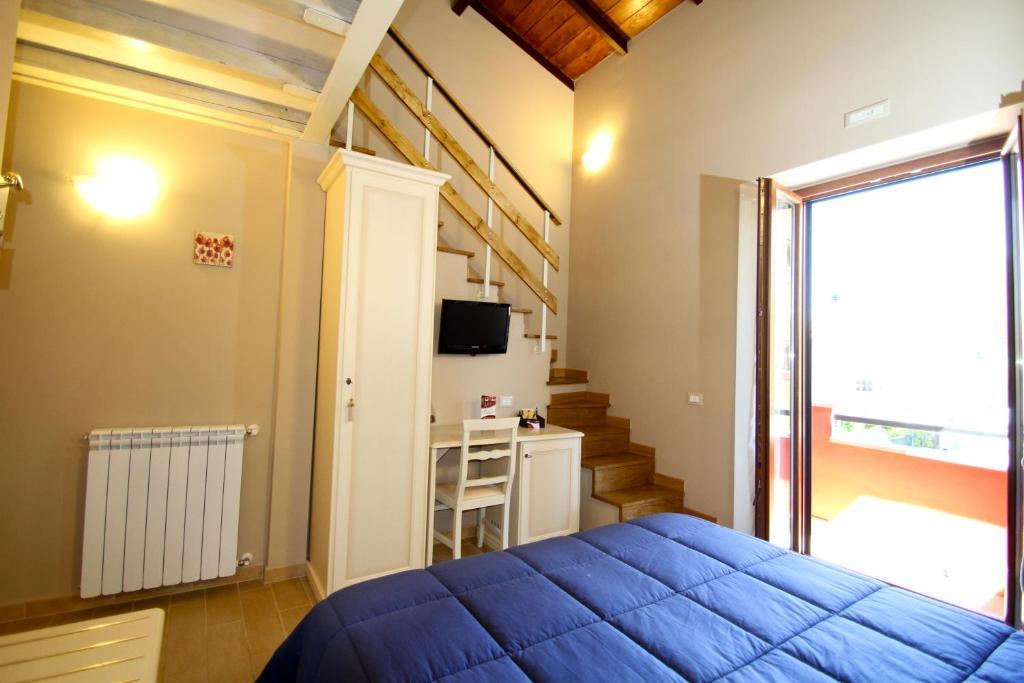 La Chioccia Hotel Valmontone Szoba fotó